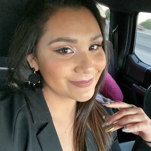 Meet your Posher, Sara